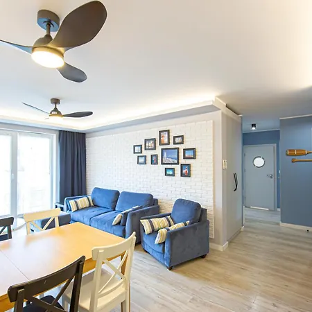 Apartament 3rooms Uno 4 *